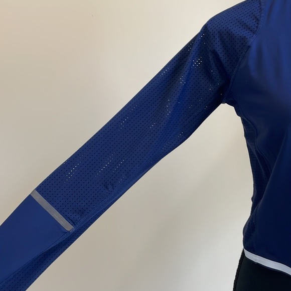 New Balance Q Speed Cropped Jacket - Picture 2 of 4